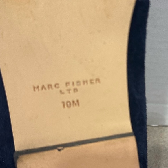 Marc Fisher Uber Women’s Blue Suede Ballet Flats with Bow - Picture 3 of 9